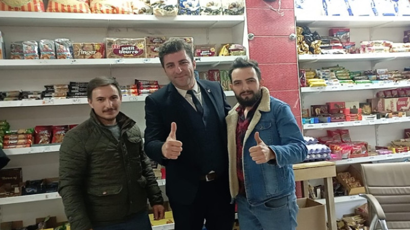 Küçükkartal elleriyle pide yaptı 
