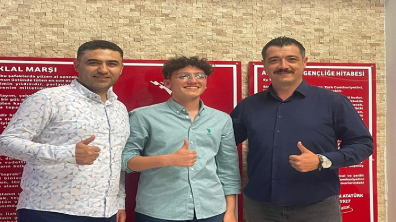 LGS'de tam puan alan öğrenci yazılım mühendisi olmak istiyor