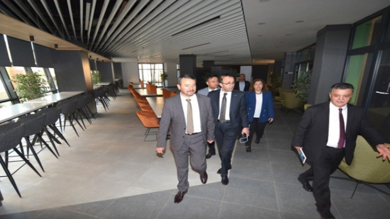 Başkan Adnan Öztaş, çeşitli ziyaretlerde bulundu
