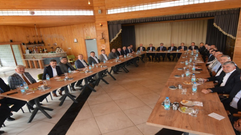 AK Parti İl Başkanlığı tarafından istişare toplantısı gerçekleştirildi