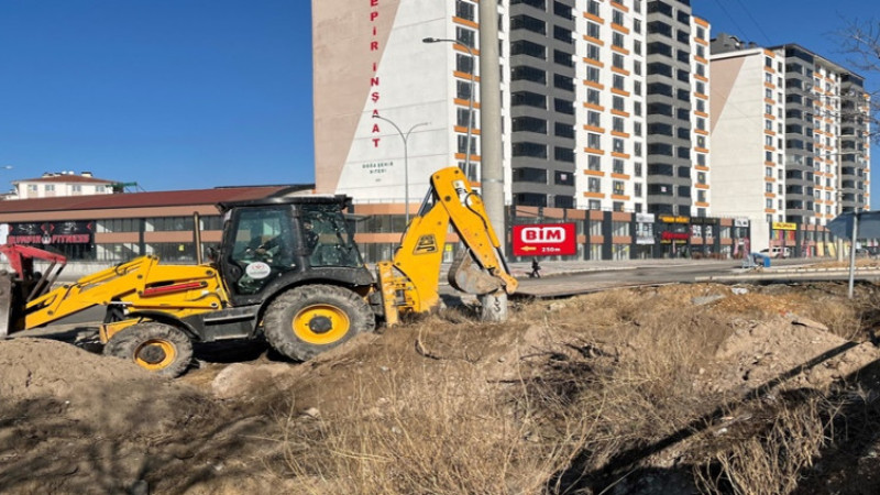 Erkmen’de yaya üst geçidine başlandı