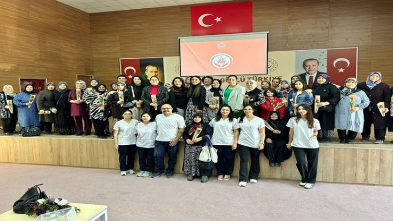 Otizmli bireyler ve annelerine diş taraması yapıldı