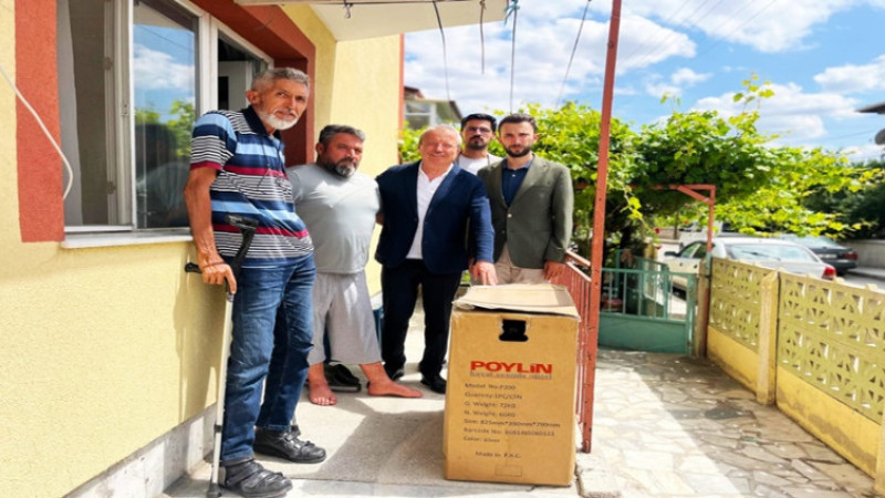 Afyonkarahisar Engelliler Platformu, ihtiyaç sahiplerine araç verdi