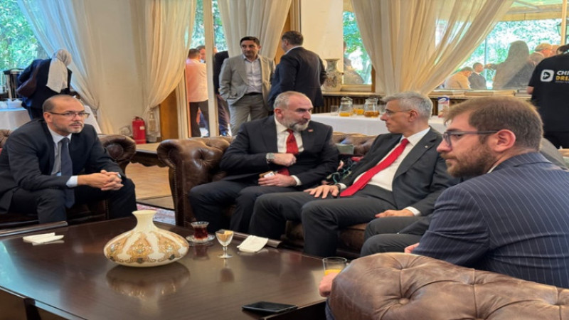Çin sağlık sektörü Türkiye’ye yatırım için gün sayıyor