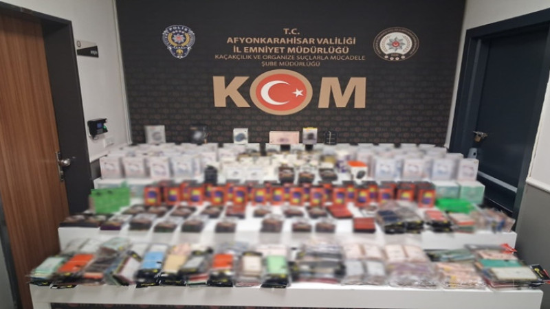 Afyonkarahisar Merkez'de bir iş yerinden neler çıktı neler!