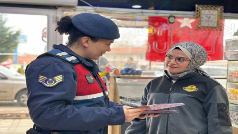 İl Jandarma Komutanlığı, 291 vatandaşa bilgilendirmelerde bulundu