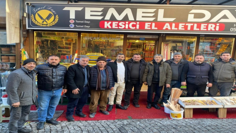 Mustafa Kunak, Demirciler Çarşısı’nı adeta fethetti
