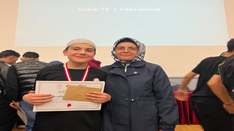 Tarihi lise başarılarına devam ediyor