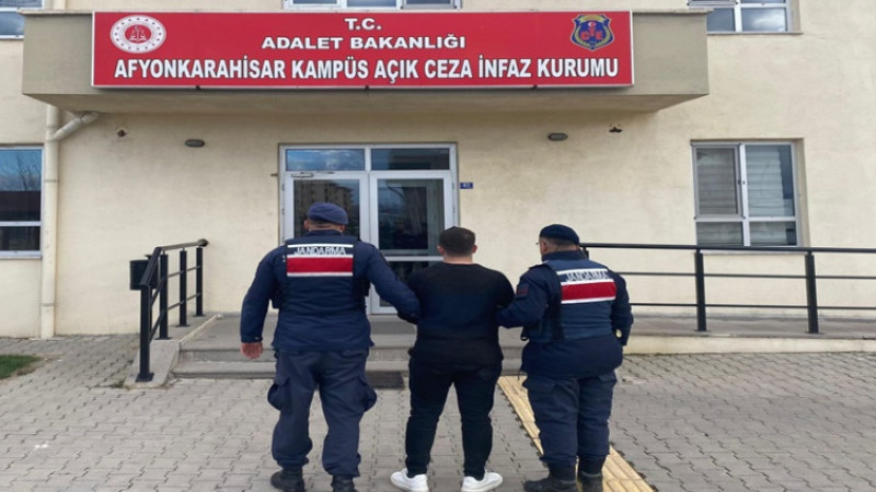 Jandarma tarafından aranan şahıslar yakalandı