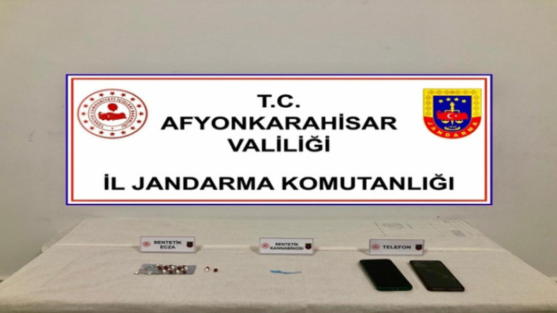 Jandarma tarafından Işıklar Beldesinde şüpheli şahıslara arama yapıldı