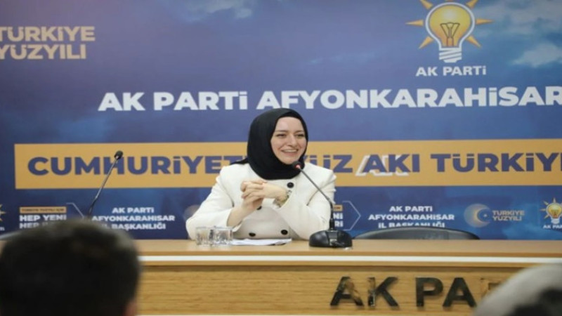 AK Parti Kadın Kolları AR-GE Başkanlığı eğitim faaliyetlerine başladı