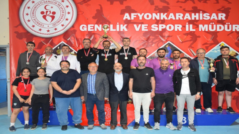 Masa Tenisi Büyükler İl Birinciliği Müsabakaları sona erdi